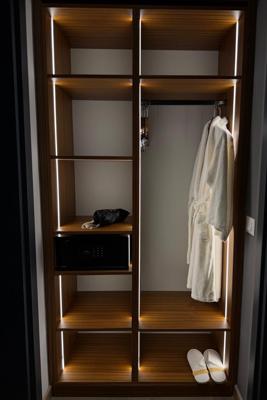 Select Hotel Tirana